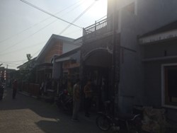 LELANGSATU.jpg