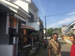 LELANGTIGA.jpg