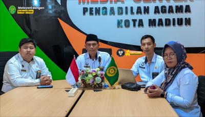 Ketua Bersama Hakim dan Panitera Pengadilan Agama Kota Madiun Hadiri Pembinaan Daerah oleh Hakim Agung Pengawas dan Pembina Daerah Mahkamah Agung RI |05-10-2026|