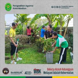 Kerja Bakti Gotong Royong Aparatur PA Kota Madiun, Langkah Nyata Meningkatkan Pelayanan Kepada Masyarakat |03-10-2025|